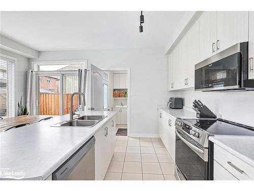 48 Mclean Avenue, Collingwood, ON - Indoor Photo Showing Kitchen With Stainless Steel Kitchen With Double Sink