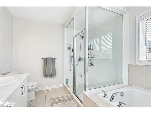 48 Mclean Avenue, Collingwood, ON - Indoor Photo Showing Bathroom