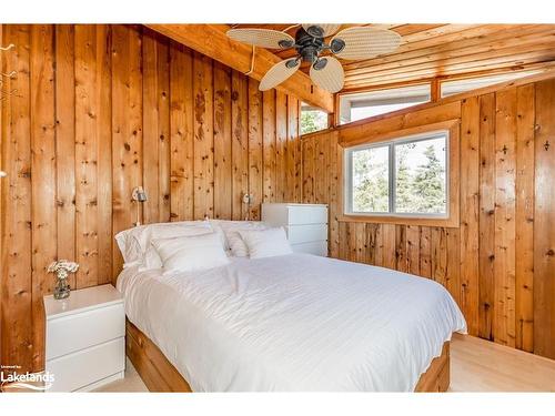 1 B501 Island, Archipelago South, ON - Indoor Photo Showing Bedroom