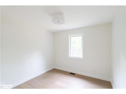 24 Collins Court, Utterson, ON - Indoor Photo Showing Other Room