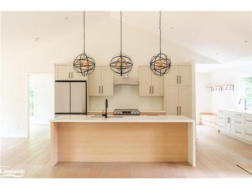 24 Collins Court, Utterson, ON - Indoor Photo Showing Kitchen