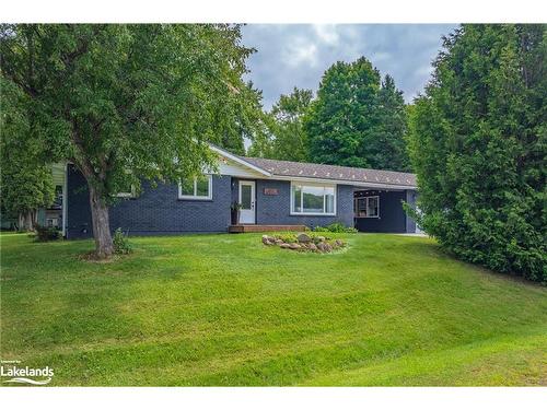 312 Hunters Bay Drive, Huntsville, ON - Outdoor