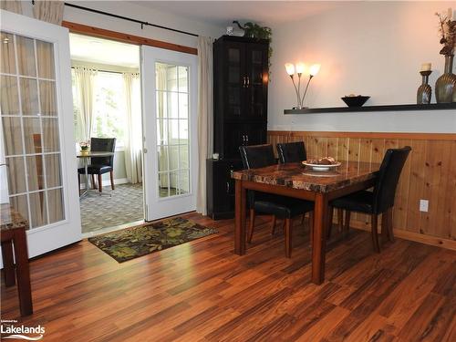 63 Madawaska Trail, Wasaga Beach, ON - Indoor Photo Showing Dining Room