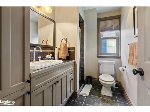 159 Snowbridge Way, The Blue Mountains, ON - Indoor Photo Showing Bathroom