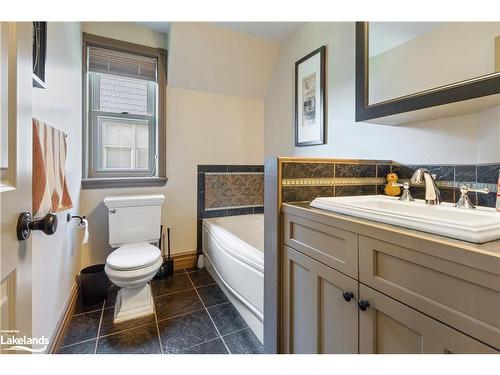 159 Snowbridge Way, The Blue Mountains, ON - Indoor Photo Showing Bathroom