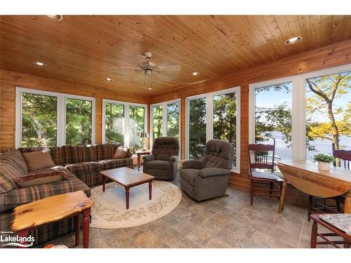 2 Sunset Trail, Whitestone, ON - Indoor Photo Showing Living Room