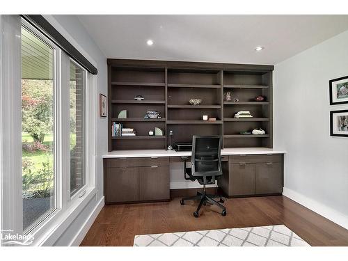 515 4Th Avenue W, Owen Sound, ON - Indoor Photo Showing Office