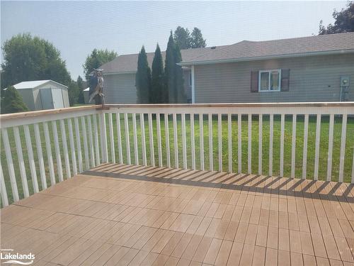 74 Pennsylvania Avenue, Wasaga Beach, ON - Outdoor With Deck Patio Veranda With Exterior