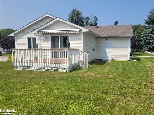 74 Pennsylvania Avenue, Wasaga Beach, ON - Outdoor