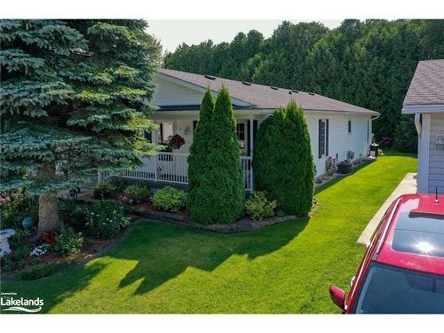 69 St James Place, Wasaga Beach, ON - Outdoor