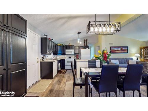 69 St James Place, Wasaga Beach, ON - Indoor Photo Showing Dining Room