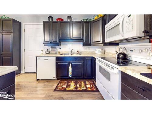 69 St James Place, Wasaga Beach, ON - Indoor Photo Showing Kitchen With Double Sink