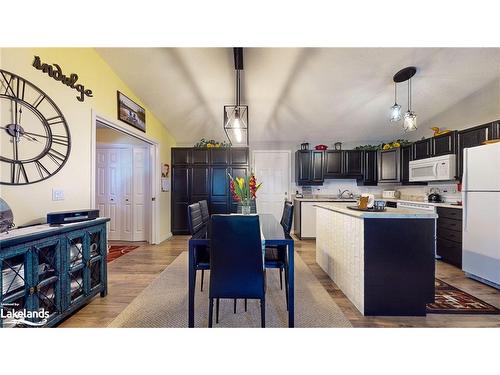 69 St James Place, Wasaga Beach, ON - Indoor Photo Showing Kitchen