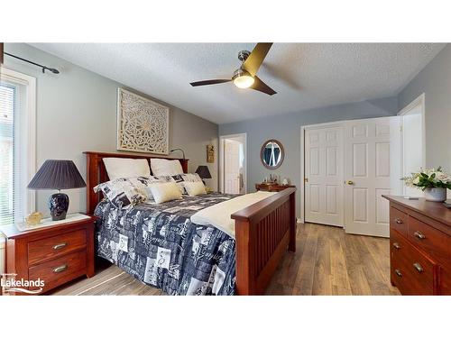 69 St James Place, Wasaga Beach, ON - Indoor Photo Showing Bedroom