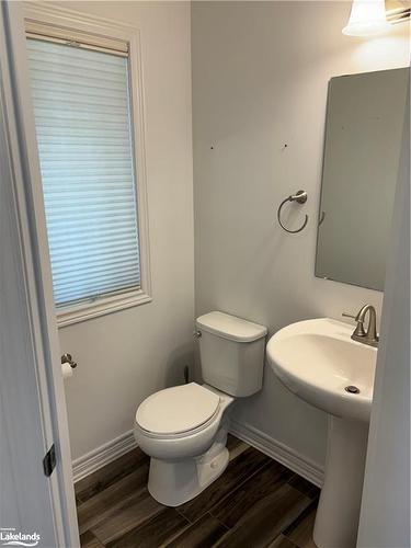 13 Brookside Crossing, Huntsville, ON - Indoor Photo Showing Bathroom