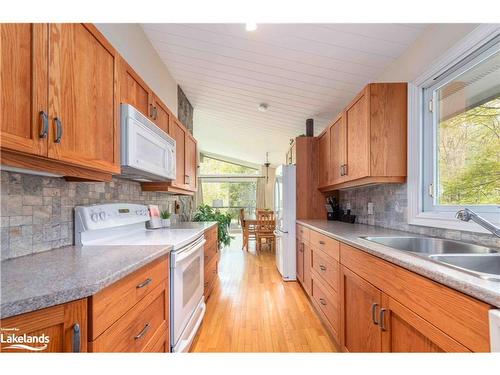 223 Woodland Drive, Huntsville, ON - Indoor Photo Showing Kitchen With Double Sink