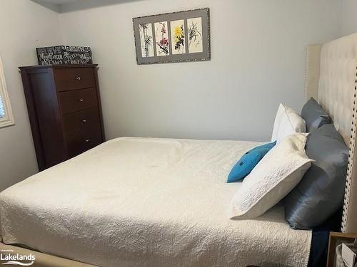 285 Mariners Way, Collingwood, ON - Indoor Photo Showing Bedroom