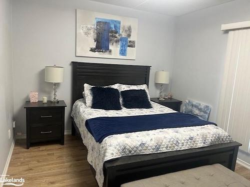 285 Mariners Way, Collingwood, ON - Indoor Photo Showing Bedroom