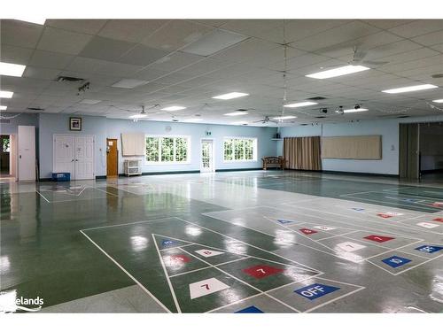 16 Kentucky Avenue, Wasaga Beach, ON - Indoor Photo Showing Other Room