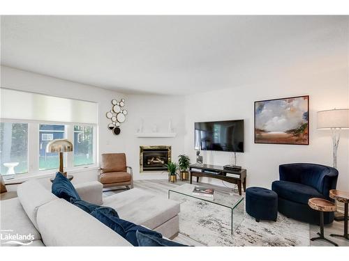 82 Pine Ridge Gate, Gravenhurst, ON - Indoor Photo Showing Living Room With Fireplace