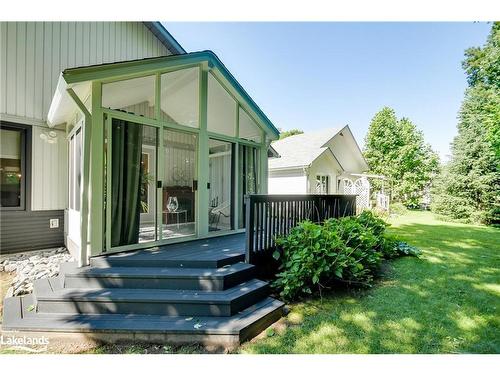 82 Pine Ridge Gate, Gravenhurst, ON - Outdoor With Deck Patio Veranda