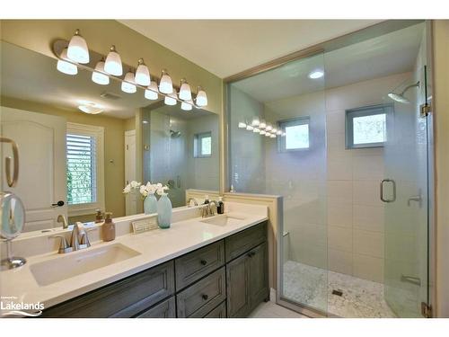 5 Pridham Court, Wasaga Beach, ON - Indoor Photo Showing Bathroom