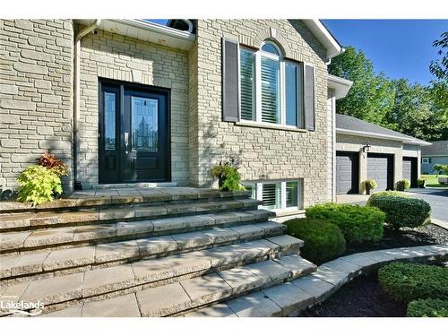 5 Pridham Court, Wasaga Beach, ON - Outdoor