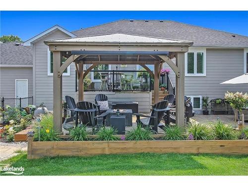 5 Pridham Court, Wasaga Beach, ON - Outdoor With Deck Patio Veranda