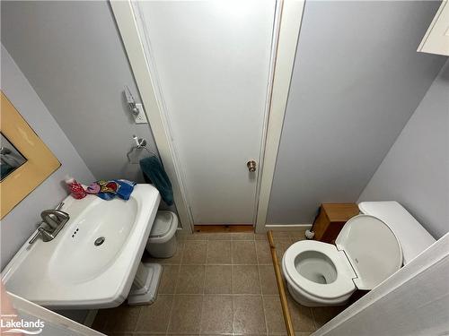 1642 Winhara Road, Gravenhurst, ON - Indoor Photo Showing Bathroom