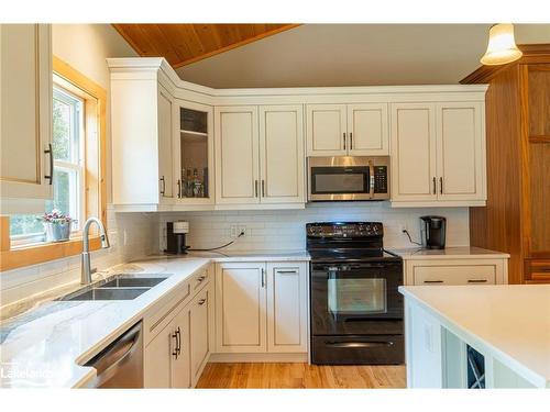 2538 Gelert Road, Haliburton, ON - Indoor Photo Showing Kitchen With Double Sink