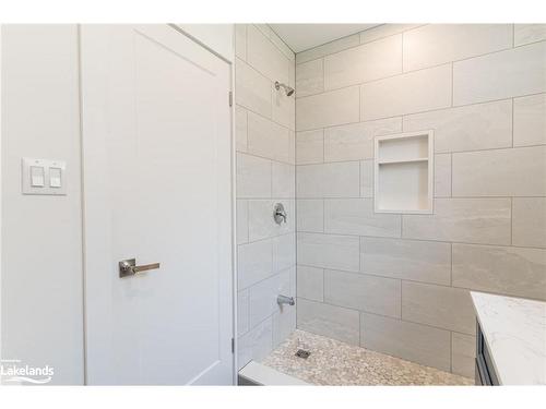 2538 Gelert Road, Haliburton, ON - Indoor Photo Showing Bathroom