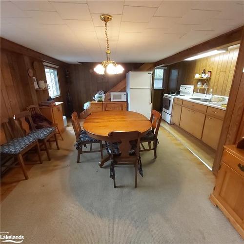 2-1051 Wigwam Lodge Road, Gravenhurst, ON - Indoor Photo Showing Dining Room