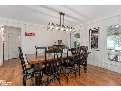 285 Mica Mine Road, Huntsville, ON - Indoor Photo Showing Dining Room