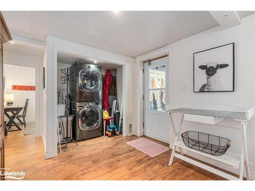 285 Mica Mine Road, Huntsville, ON - Indoor Photo Showing Laundry Room