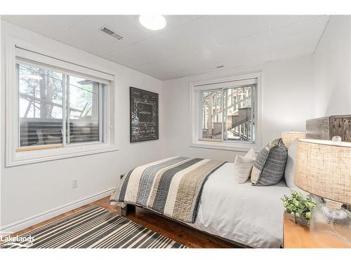 285 Mica Mine Road, Huntsville, ON - Indoor Photo Showing Bedroom