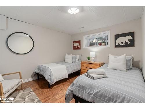 285 Mica Mine Road, Huntsville, ON - Indoor Photo Showing Bedroom