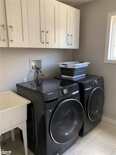 20 Connor Avenue, Collingwood, ON - Indoor Photo Showing Laundry Room