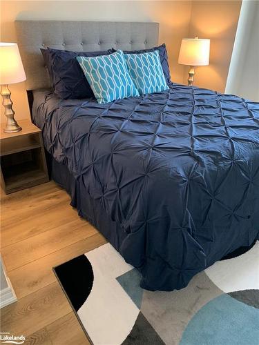 20 Connor Avenue, Collingwood, ON - Indoor Photo Showing Bedroom