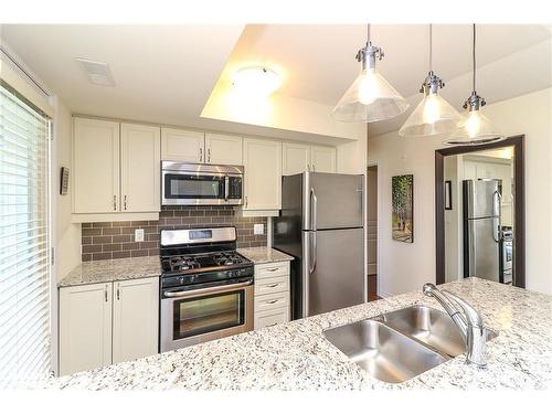 308-6 Brandy Lane Drive, Collingwood, ON - Indoor Photo Showing Kitchen With Double Sink