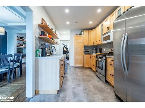 182 Herkimer Street, Hamilton, ON - Indoor Photo Showing Kitchen With Stainless Steel Kitchen