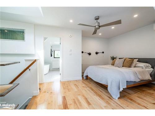 182 Herkimer Street, Hamilton, ON - Indoor Photo Showing Bedroom