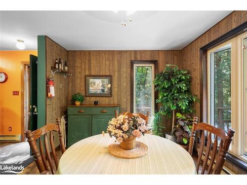 18 Meharg Drive, Mckellar, ON - Indoor Photo Showing Dining Room