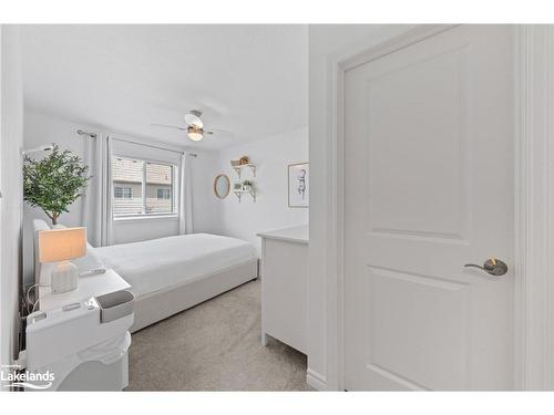 964 Wright Drive, Midland, ON - Indoor Photo Showing Bedroom