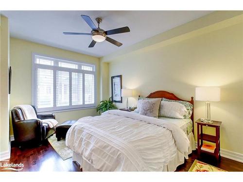 7 Collship Lane, Collingwood, ON - Indoor Photo Showing Bedroom