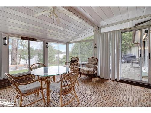 570 Phillip Street E, Gravenhurst, ON - Indoor Photo Showing Dining Room