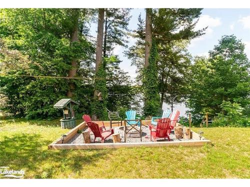 570 Phillip Street E, Gravenhurst, ON - Outdoor