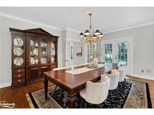 3 Rutland Hill Court, Caledon, ON - Indoor Photo Showing Dining Room