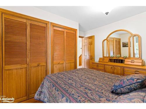 121 Birch View Trail, The Blue Mountains, ON - Indoor Photo Showing Bedroom