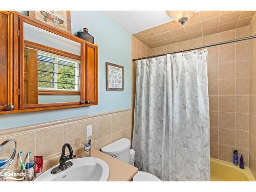 121 Birch View Trail, The Blue Mountains, ON - Indoor Photo Showing Bathroom