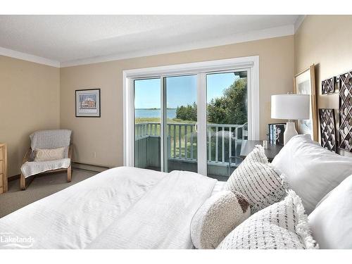 9-2 Ramblings Way, Collingwood, ON - Indoor Photo Showing Bedroom